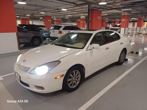 LUXESE ES300 2004 FOR SALE