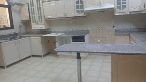 للايحار الثمامه غرفه ومطبخ وحمام