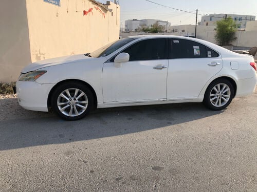 للبيع لكزس إي اس 350 بنورما 