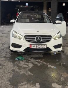 مرسيدس اي 300