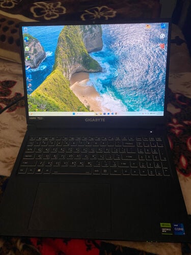 GIGABYTE G6 KG RTX 4060 8GB