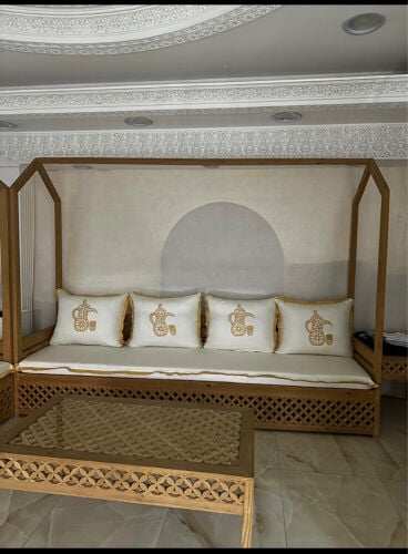 3chair wood with light 