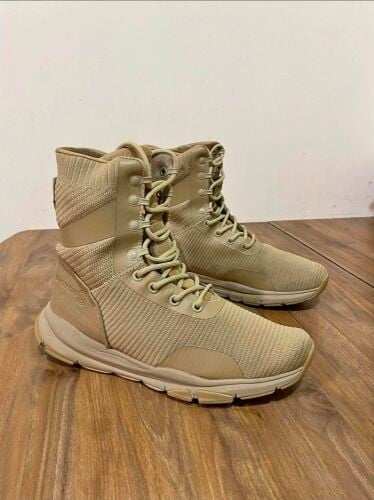 Commando Shoes size ( 43 )