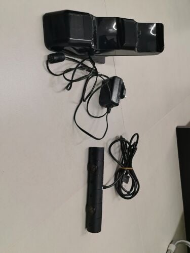 ps4 controllers charging / ps4 cam