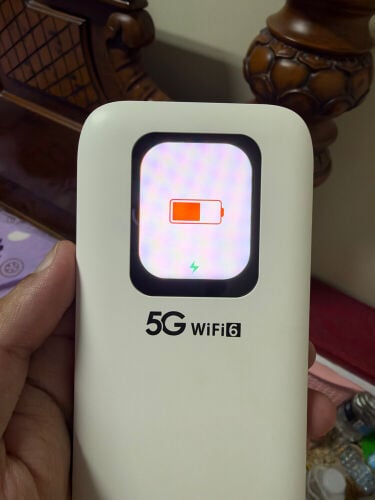 Portable 5G WiFi Router with Touch
