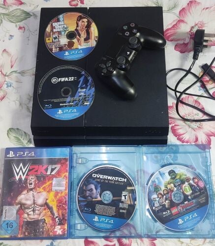 PS4 1Tb with GTA5, Fifa22,Wwe