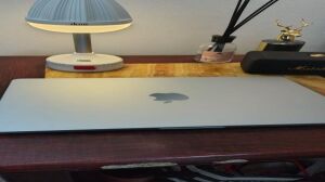 MacBook air m4 16gb,256gb