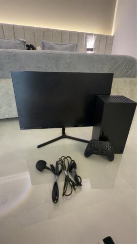 Xbox device with TV NI and controll