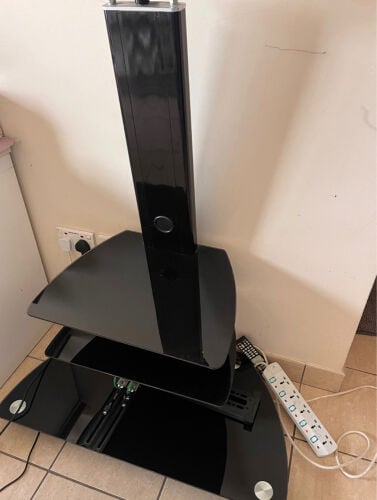 TV STAND NEW