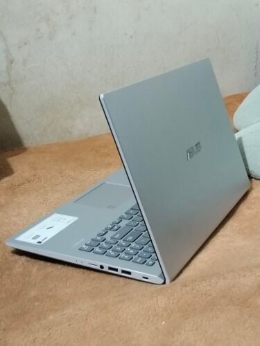 ASUS 10th generation 2GB Graphics