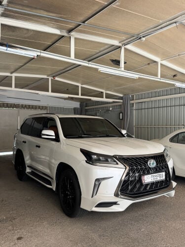 2020 LEXUS 570 S BLACK EDITION 