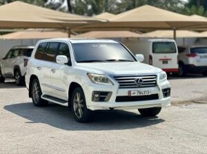 Lexus LX 570  2012