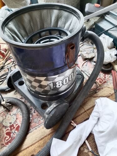 vacuum cleaner