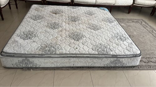 مرتبة سرير 