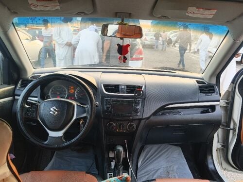Suzuki swift 2015
