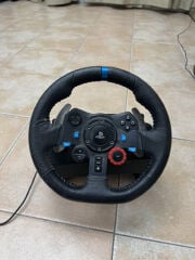 Logitech racing wheel and pedal ps5