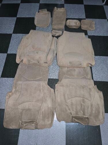 Toyota  prado seats cover available