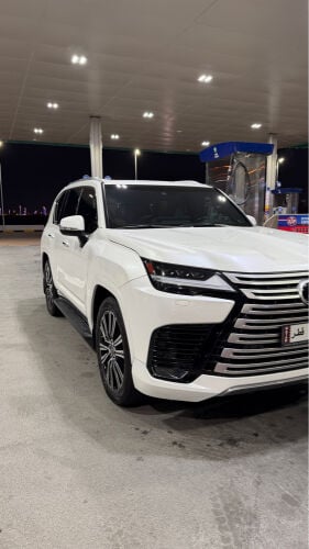 Lexus LX600 Luxury