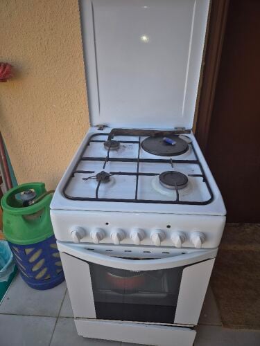 Electric and gas Oven and Cook