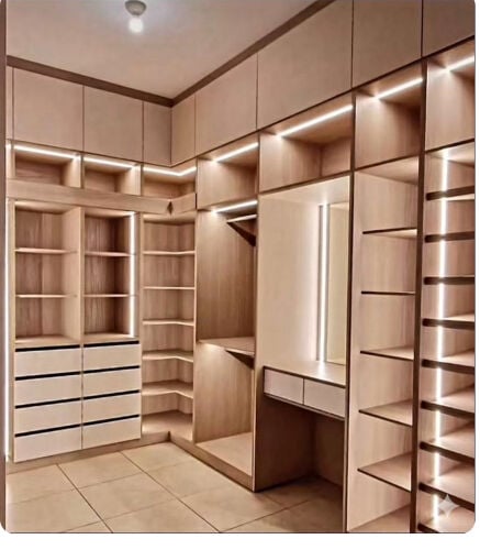 professional furniture carpenter 