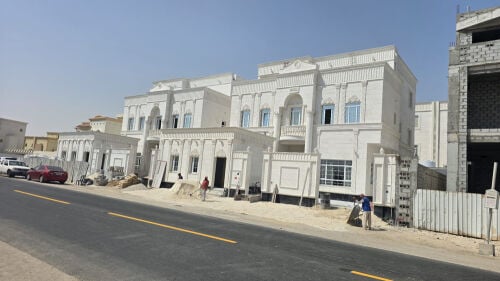 للبيع فلتين بالوكير تشطيب راقى 