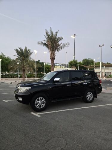 Toyota Land cruiser gxr v8 2011