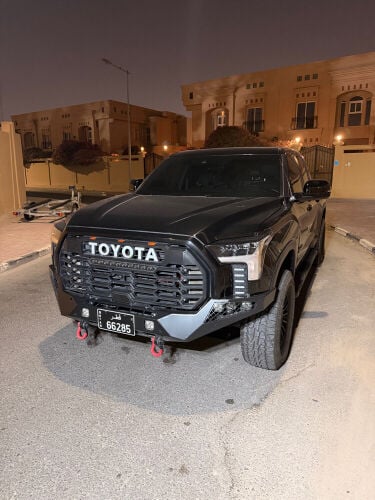 تيوتا تاندرا وارد كندا قاطع ٣٠٠٠٠ كيلو موديل ٢٠٢٥ التواصل وت