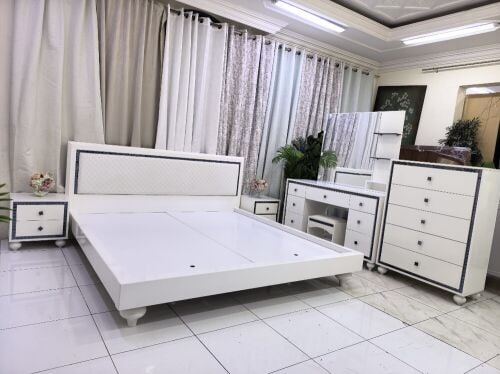 home center bed room set for sell
