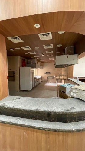 Good RestaurantFor rent