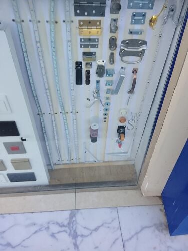 تصليح الابواب