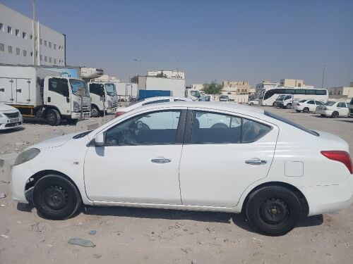 Nissan Sunny 2013