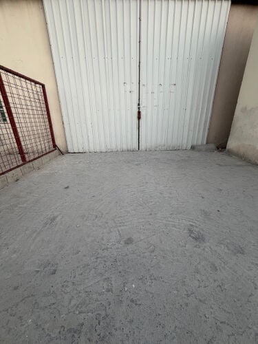 للايجاراستوربالصناعيه320 متر