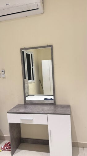 Complete Modern Bedroom