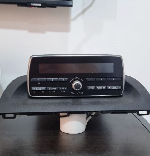 screen radio