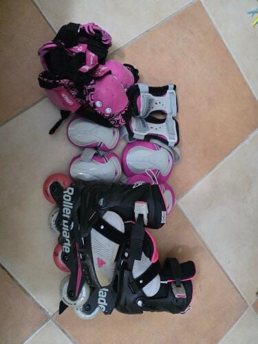 roller blades size 28-32eur