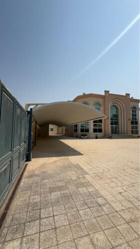 فيلا مستقلة للإيجار – القطيفية