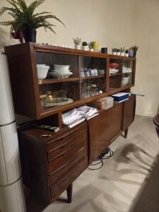 Kitchen cabinet