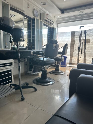 Barber 