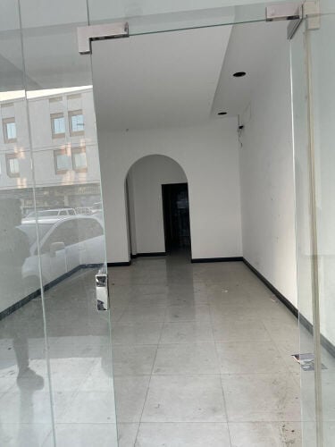 محلات للايجار بالغرافة 