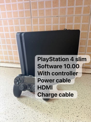  playstation 4 slim  