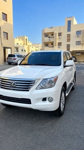 لکسز ال اکس 570