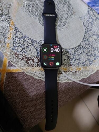 ابل واتش سيرس 11