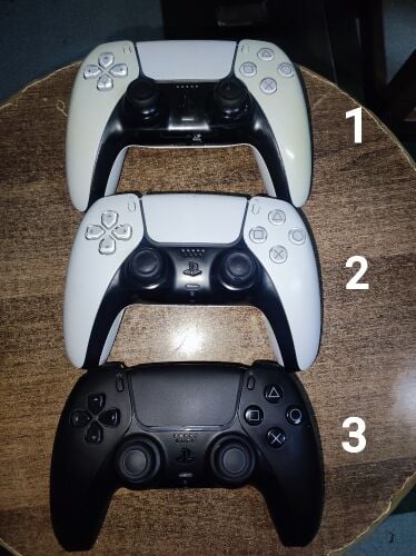PS5 Dual sense controllers