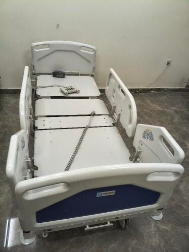 medical bed fully functioning