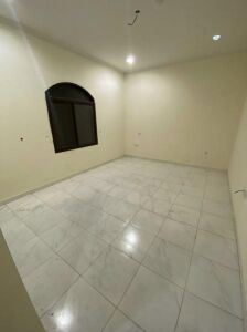 للبيع بيت في فريج عبدالعزيز