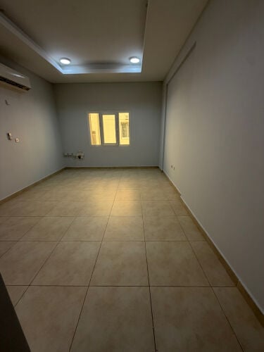 للايجار شقه سكنيه بام قرن 