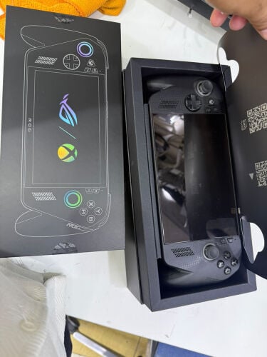 Handheld PC console Rog Ally (X)
