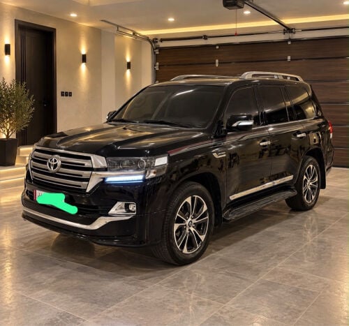 Toyota Land Cruiser GXR 