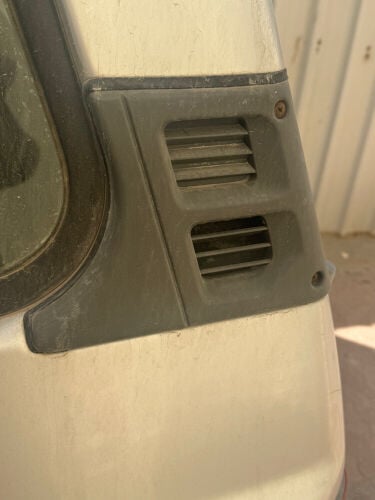 قطع غيار نيسان قديم مستعملة