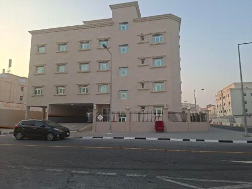 للإيجار عماره جديده بالوكره اسكان